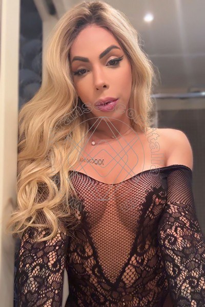 Foto 13 di Allanna Rodrigues transescort Milano