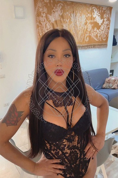Foto 6 di Luciana Campana transescort Taranto