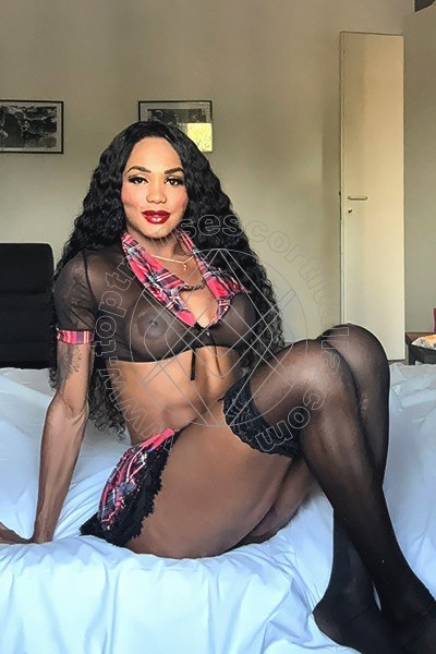 Foto 26 di Karina Rios Pornostar transescort Bologna