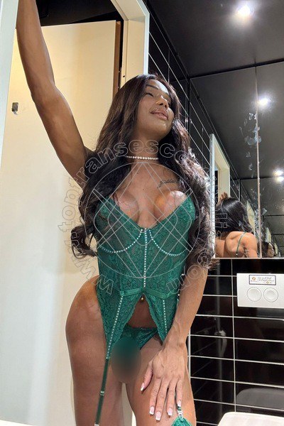 Foto 106 di Karina Rios Pornostar transescort Como