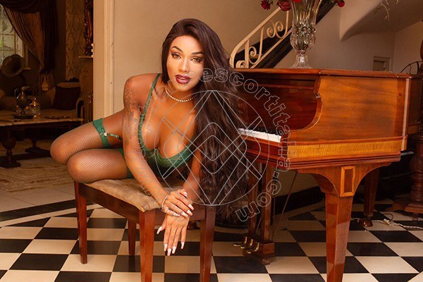Foto 26 di Karina Rios Pornostar transescort Como