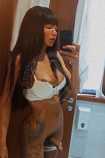 Foto hot 2 di Sara Souza transescort Genova