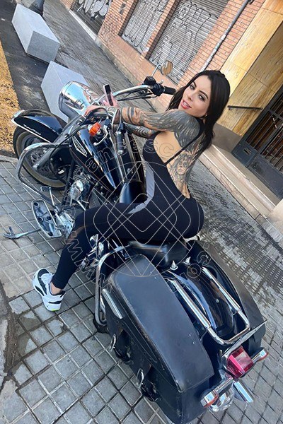 Foto 47 di Evelyn Santos transescort Roma