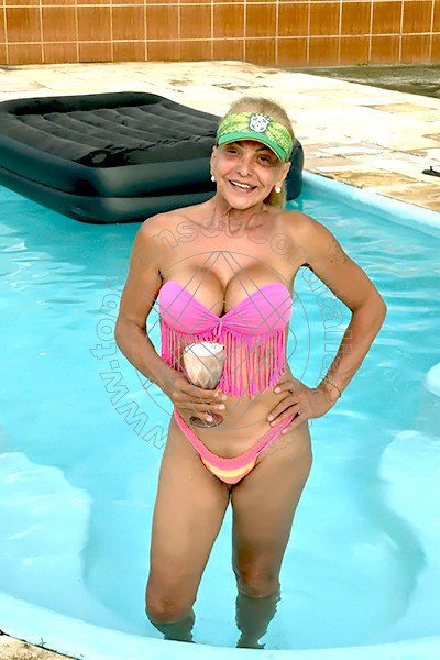 Foto 11 di Claudia transescort Losanna