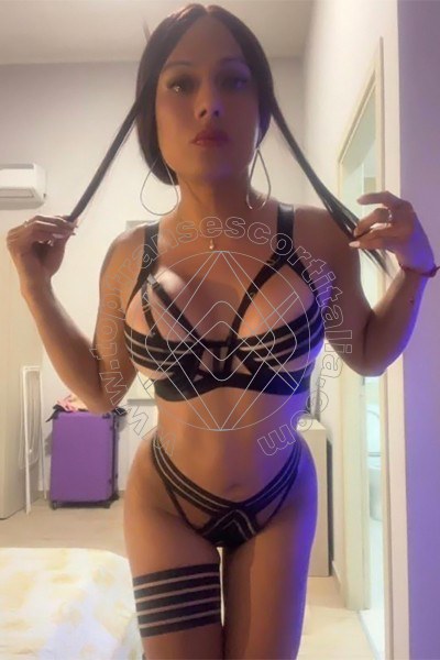 Foto 19 di Niki Mazziotti transescort Napoli