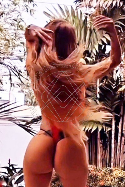 Foto 76 di Rebecca Isabell transescort Milano