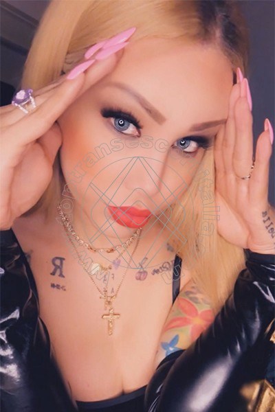 Foto 19 di Rebecca Isabell transescort Milano