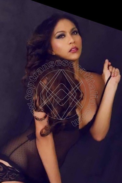 Foto 2 di Asia Ruru transescort Roma