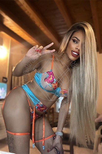 Foto 19 di Vitoria Evans transescort Firenze