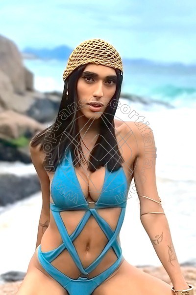 Foto 9 di Maria Cris transescort Roma