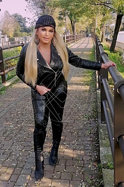 Foto 2 di Marzia Righi transescort Reggio Emilia