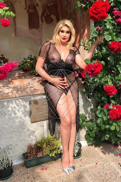 Foto 60 di Yasmin Angel transescort Lido Di Dante