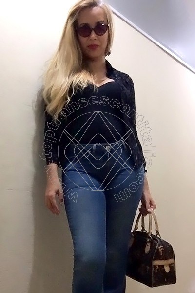 Foto 2 di Jenny Lopez transescort Busto Arsizio