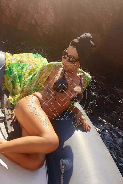 Foto 61 di Sabrina Hemolly transescort Milano
