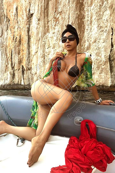 Foto 60 di Sabrina Hemolly transescort Milano