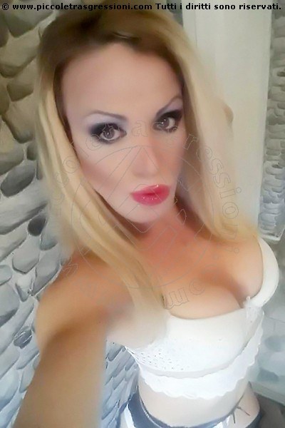 Foto selfie 2 di Milana transescort Plovdiv