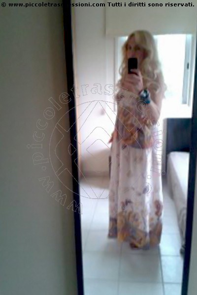 Foto selfie 2 di Eva Rossi transescort Nicosia