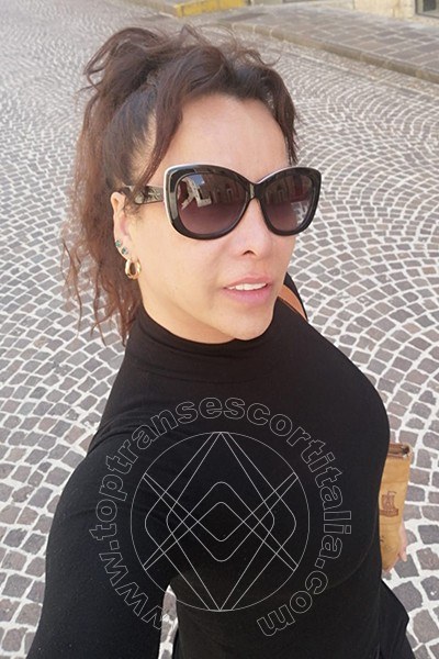 Foto selfie 2 di Mara transescort Foligno