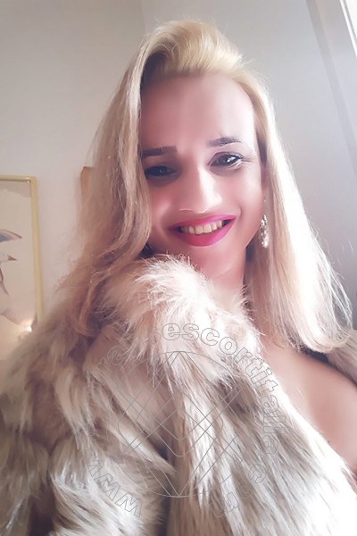 Foto selfie 1 di Alice Damiani transescort Viterbo