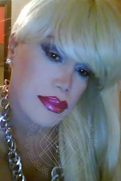 Foto selfie 975 di Nicole Vip Venturiny transescort Milano