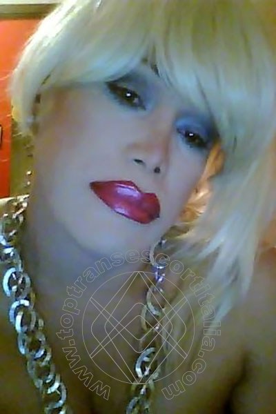 Foto selfie 966 di Nicole Vip Venturiny transescort Milano