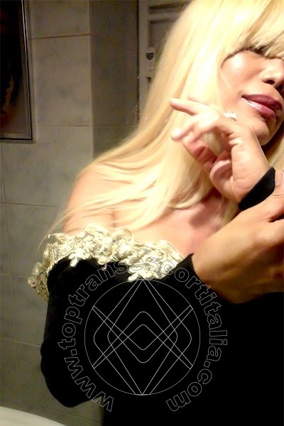 Foto selfie 911 di Nicole Vip Venturiny transescort Milano
