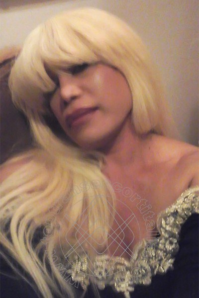 Foto selfie 906 di Nicole Vip Venturiny transescort Milano
