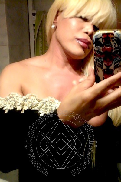 Foto selfie 357 di Nicole Vip Venturiny transescort Milano