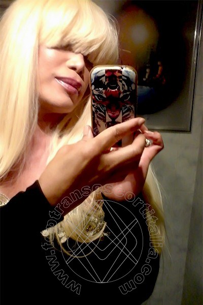 Foto selfie 900 di Nicole Vip Venturiny transescort Milano