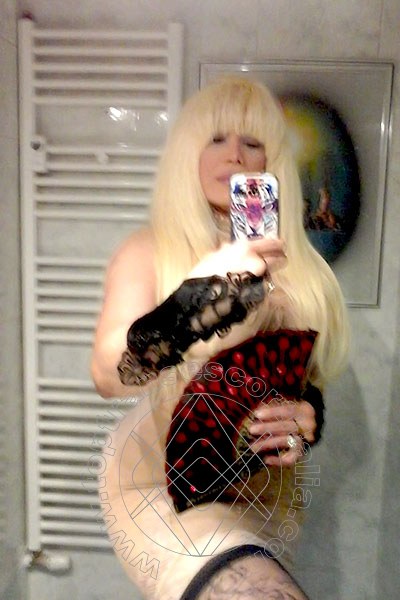 Foto selfie 892 di Nicole Vip Venturiny transescort Milano