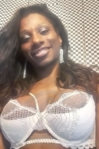 Foto selfie 3 di Graicy Ohara Pornostar transescort Colonnella