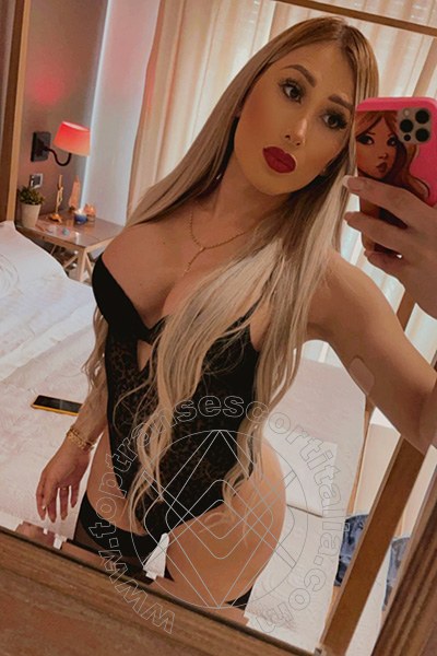 Foto selfie 21 di Alejandra Holguin transescort Palermo