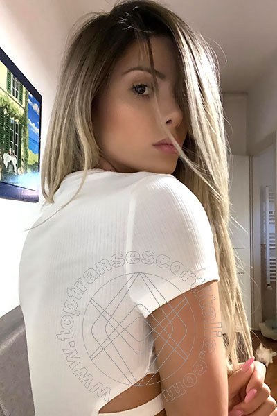 Foto selfie 35 di Leticia transescort Milano