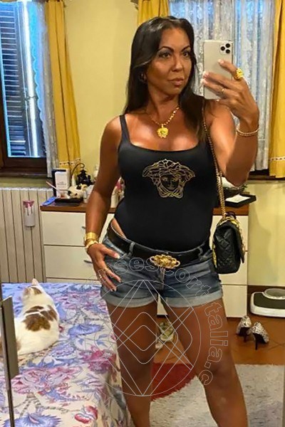 Foto selfie 210 di Emme transescort Alba Adriatica
