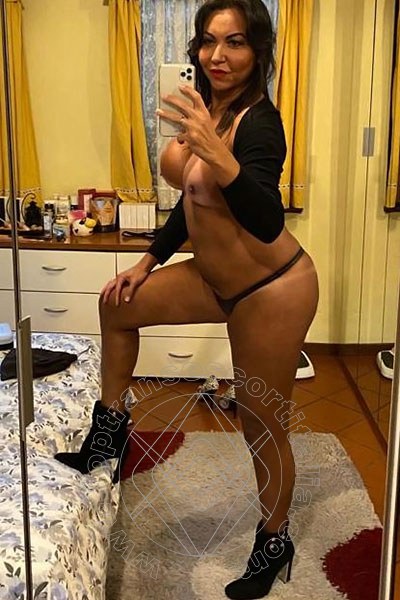 Foto selfie 193 di Emme transescort Alba Adriatica