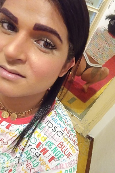 Foto selfie 18 di Yasmin Laura transescort Torino