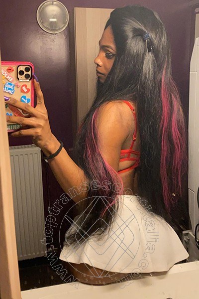 Foto selfie 16 di Adhara transescort Düsseldorf