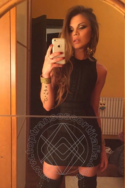 Foto selfie 83 di Thais Ferraz transescort Roma