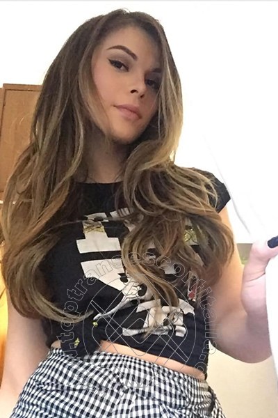 Foto selfie 76 di Thais Ferraz transescort Roma
