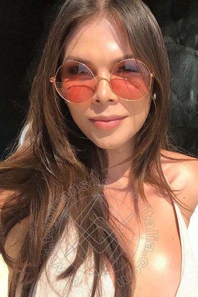 Foto selfie 61 di Thais Ferraz transescort Roma