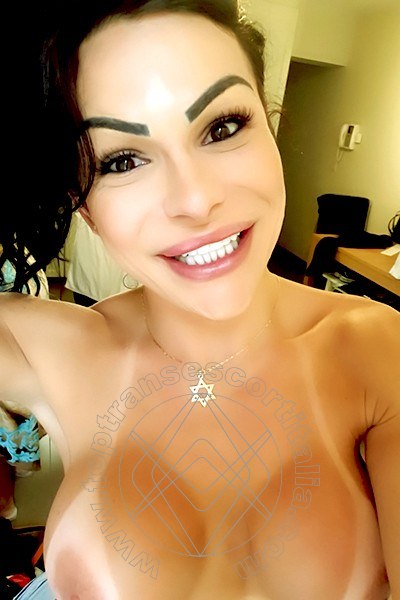 Foto selfie 44 di Thalya Cyclone transescort Ginevra