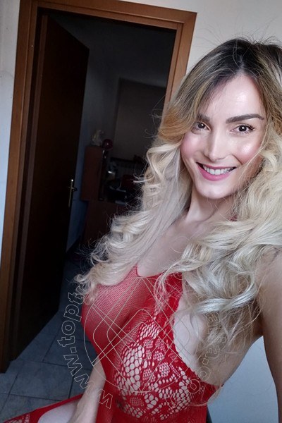 Foto selfie 63 di Sarah Herrera transescort Viterbo