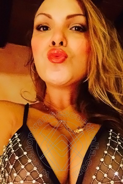 Foto selfie 119 di Hilary Hot transescort Roma