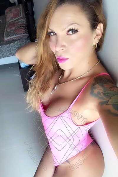 Foto selfie 72 di Hilary Hot transescort Roma