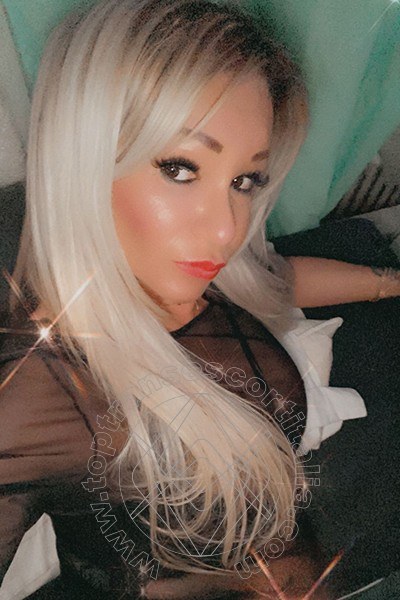 Foto selfie 410 di Pamy La Diva Stellare transescort Losanna