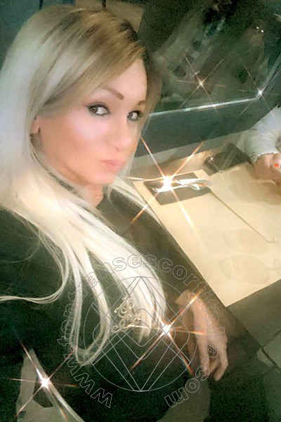 Foto selfie 397 di Pamy La Diva Stellare transescort Losanna