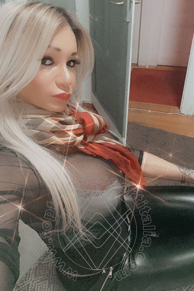 Foto selfie 386 di Pamy La Diva Stellare transescort Losanna
