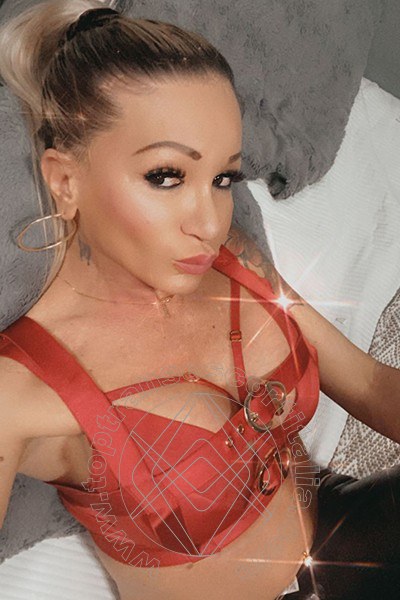 Foto selfie 376 di Pamy La Diva Stellare transescort Losanna