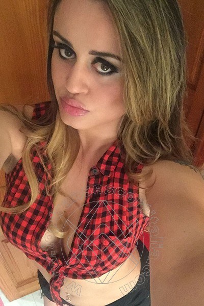 Foto selfie 11 di Nayla Mellina transescort Oristano