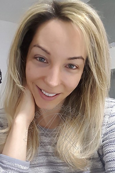 Foto selfie 28 di Laviny Albuquerque Pornostar transescort Legnano